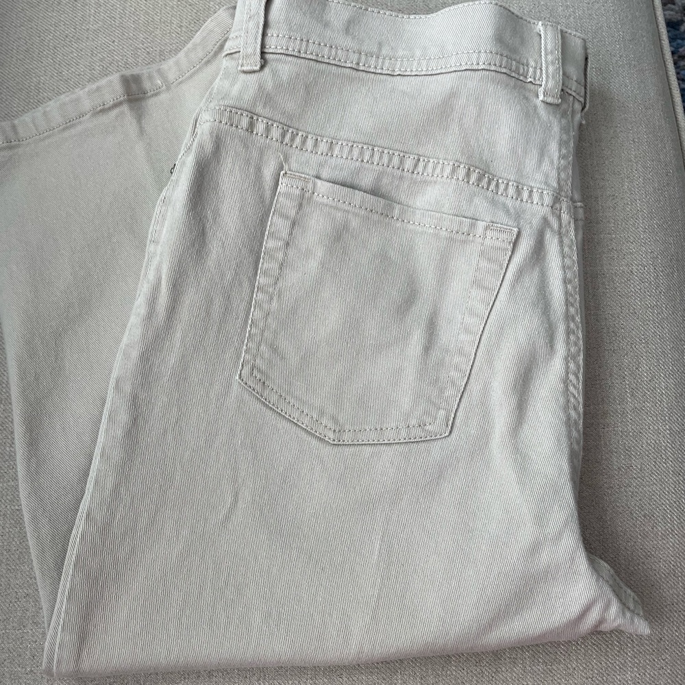 Gloria Vanderbilt AMANDA capri size 12 Beige